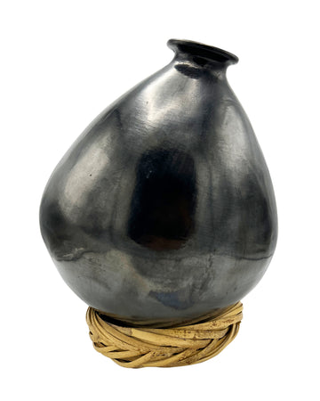 Barro Negro Vase